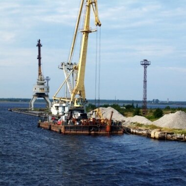 Губернатор поддержит создание нефтеперерабатывающего завода в Беломорске