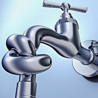 9 марта в нескольких домах на Перевалке отключат воду