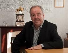 «Мы бьем золотые яйца»