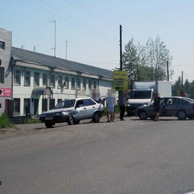 Автомобильная пробка рекордной длины зафиксирована сегодня в Петрозаводске