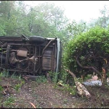 По дороге в Лососинное перевернулся автомобиль