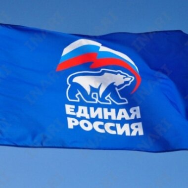 Команда Худилайнена празднует победу