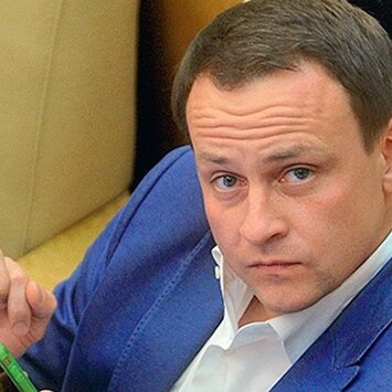 Прославившийся турпоездкой в Антарктиду депутат приедет в Карелию