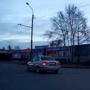 В столице Карелии ищут автомобиль, скрывшийся с места ДТП
