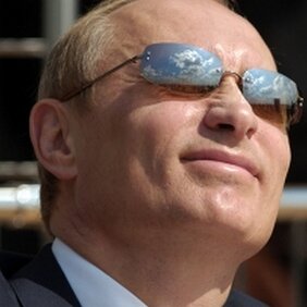 В Финляндии выпустили книгу анекдотов о Путине