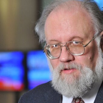 ЧУРОВ УХОДИТ С ПОСТА ГЛАВЫ ЦИК