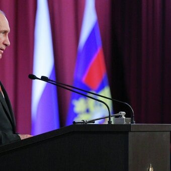 ПРЕЗИДЕНТ РОССИИ ПРИЗВАЛ НЕ УХУДШАТЬ СИТУАЦИЮ С МИГРАНТАМИ В СТРАНЕ
